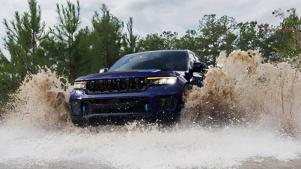 2025 Jeep Grand Cherokee: Unveiling the Future of Luxury SUVs 12 2025 Jeep Grand Cherokee